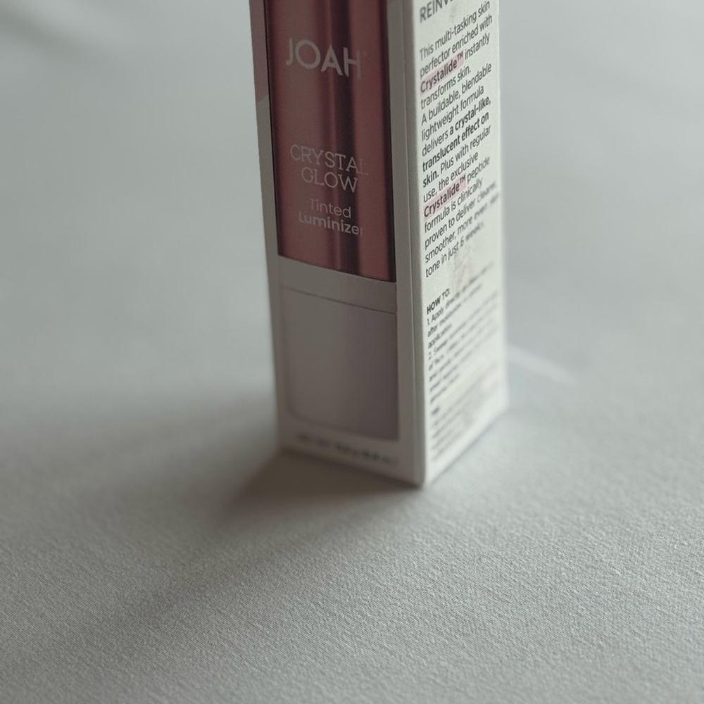 NWT-Joah Crystal Glow Tinted Luminizer Stick, (Natural Beige) Makeup/Skincare - Picture 8 of 12
